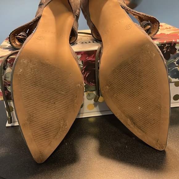 Metaphor Suede High Heel Pumps, Size 10. - Picture 6 of 10
